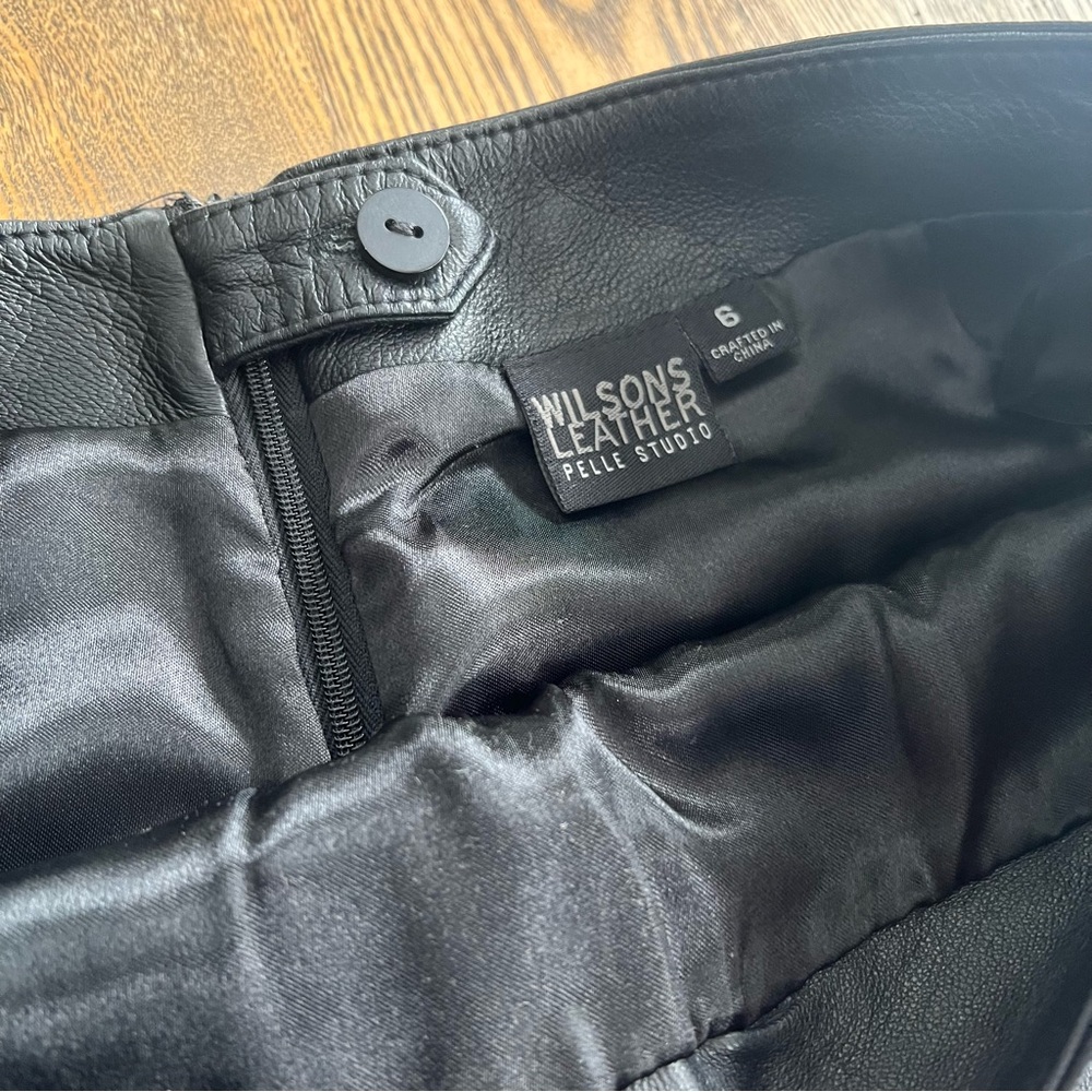 Wilsons Leather Black Pencil Skirt - Picture 2 of 8